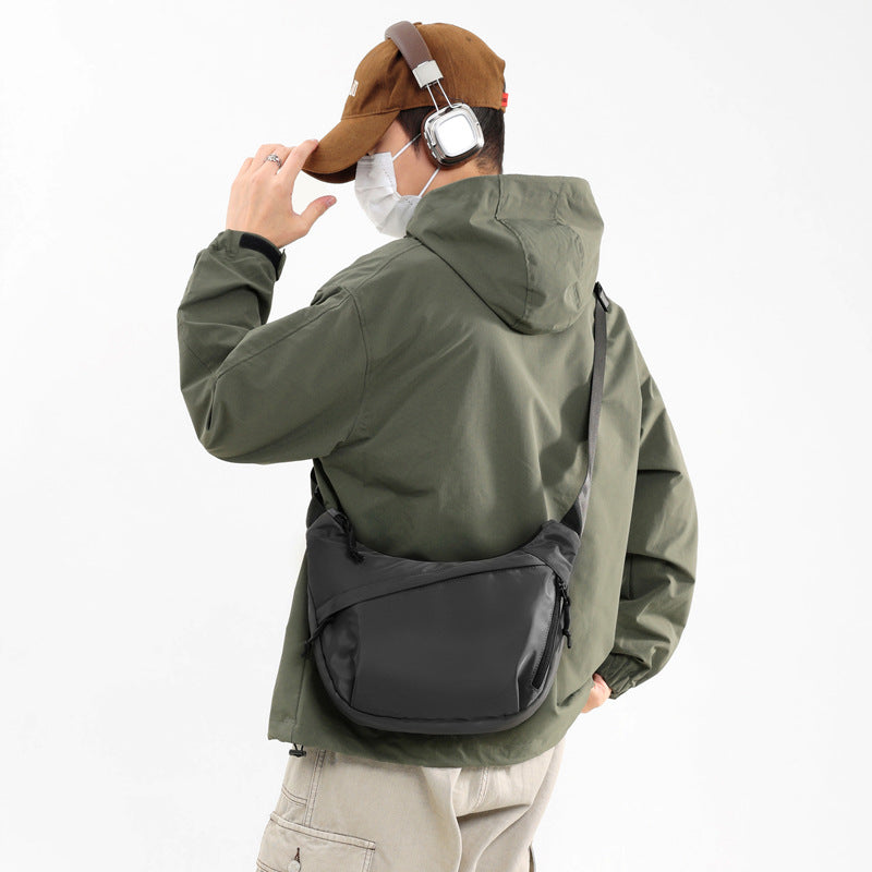 Water-Resistant Crossbody Bag Bowlift