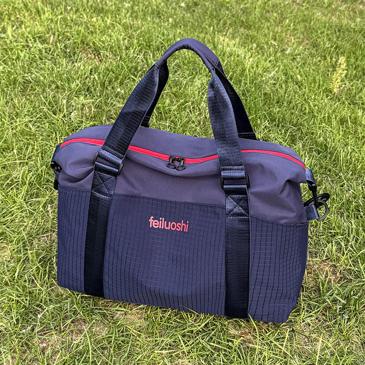 Ladies sporty and practical weekender bag Bowlift