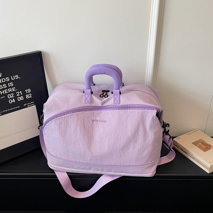 Lightweight Multi-Functional Weekend Duffel