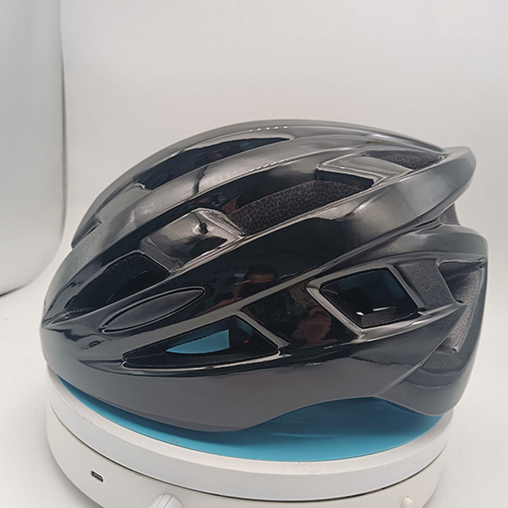 Ultralight Bike Helmet with Improved Ventilation Bowlift