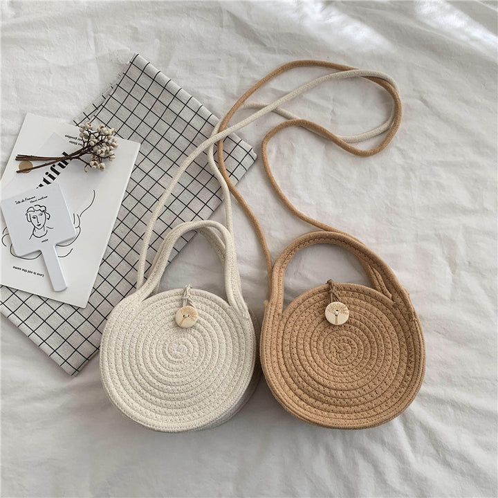 Handmade round bag with elegant design Bowlift