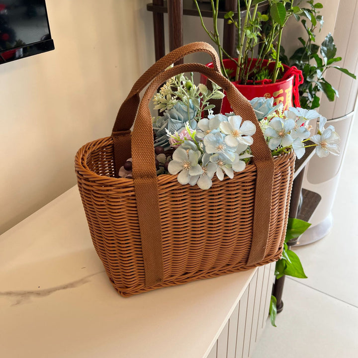 Women Handmade Storage Basket Made of Natural Material Bowlift