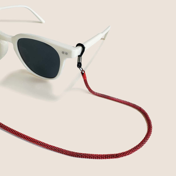 Lightweight Metal Eyewear Chain Bowlift