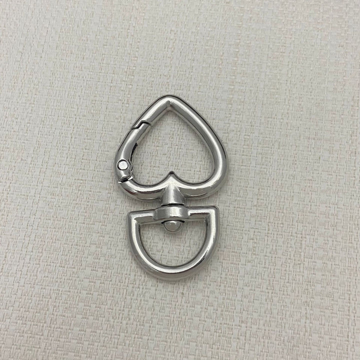 Heart-Shaped Clip Hook Bowlift