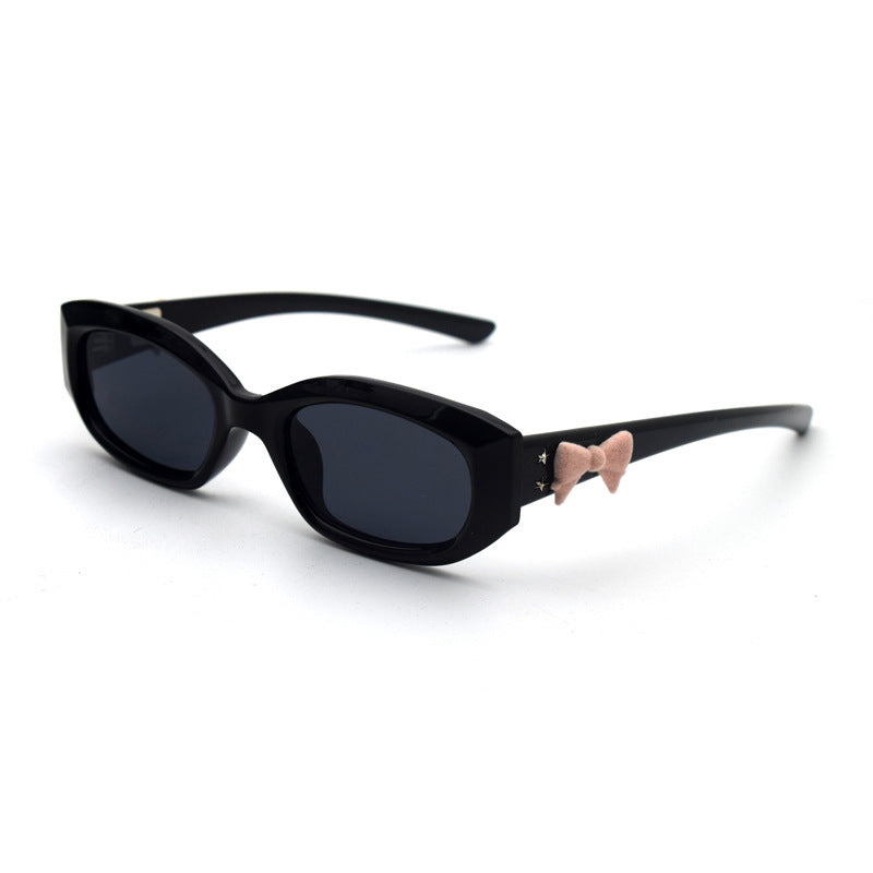 Trendy Cat-Eye Sunglasses with Adorable Teddy Bear Accent Bowlift
