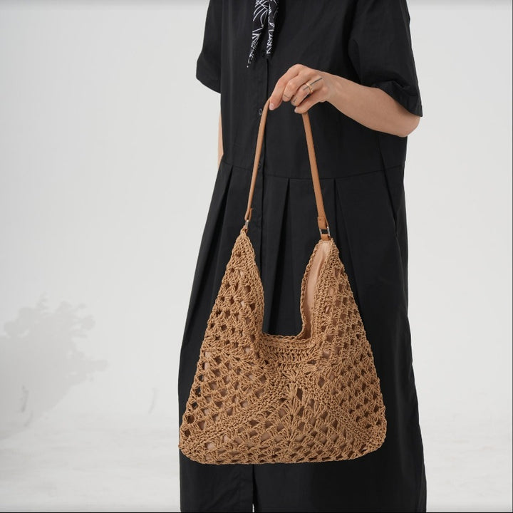Handbag with Modern Macrame Structure Bowlift