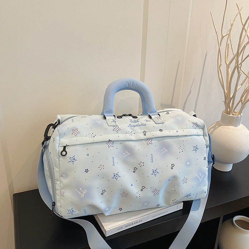 Star-Patterned Travel Duffle Bag Bowlift