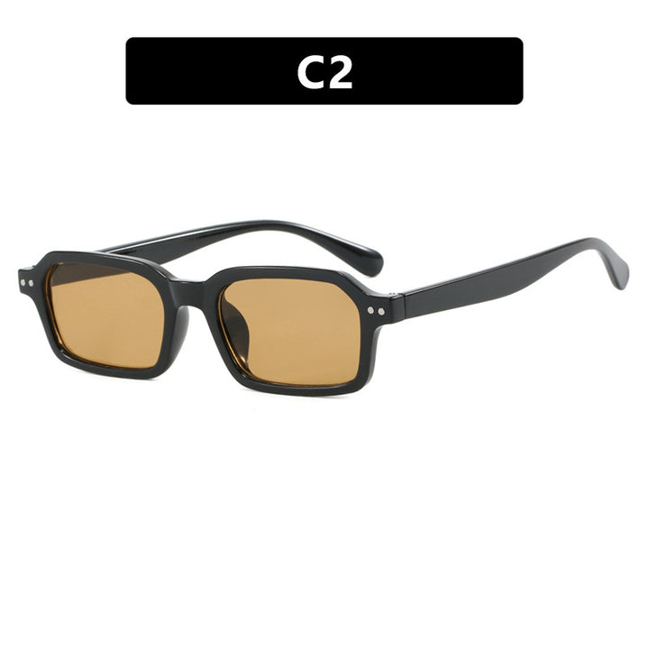 Women's fashionable square sunglasses in urban design Bowlift