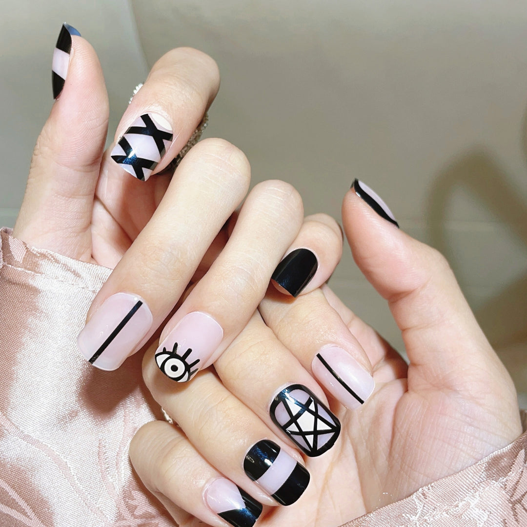 Artistic Abstract Press-On Nail Set