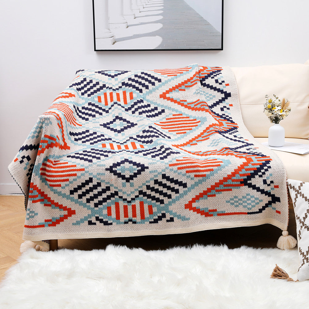 Aztec Patterned Knit Throw Blanket Bowlift