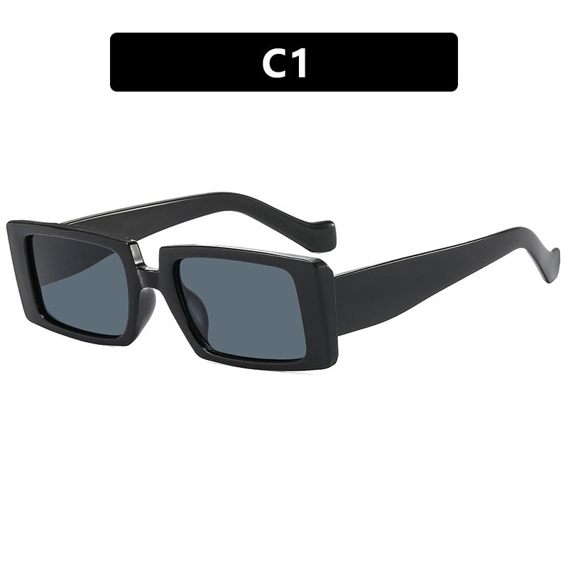 Ladies fashionable sunglasses in attractive geometric design Bowlift
