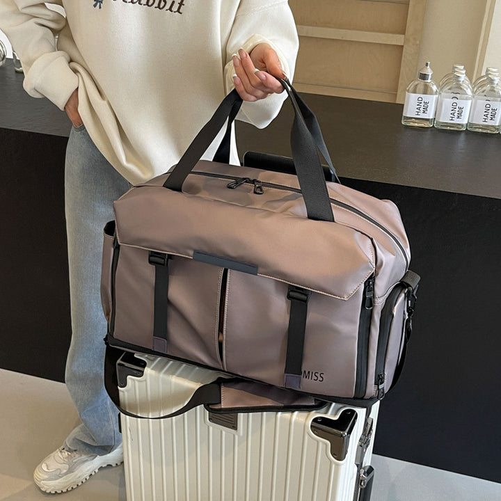 Versatile Sleek Travel Weekender Bag Bowlift