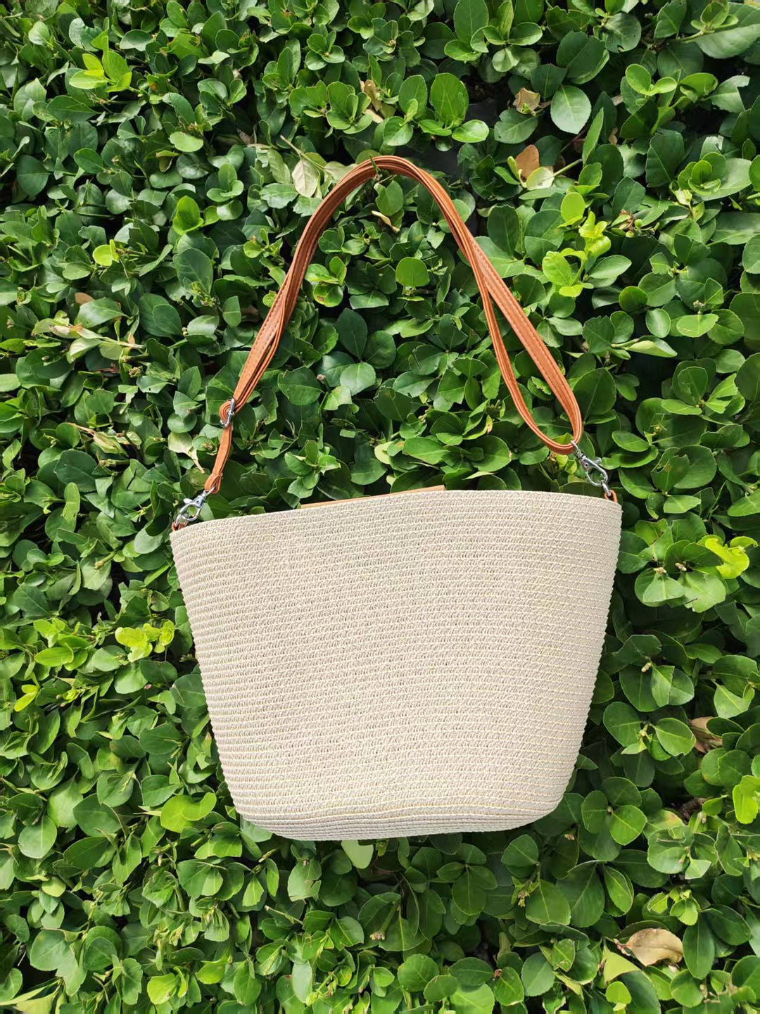 Elegant, Braided Shoulder Bag Bowlift