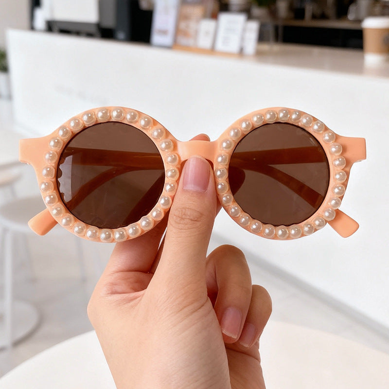 Elegant Pearl-Embellished Round Sunglasses Bowlift
