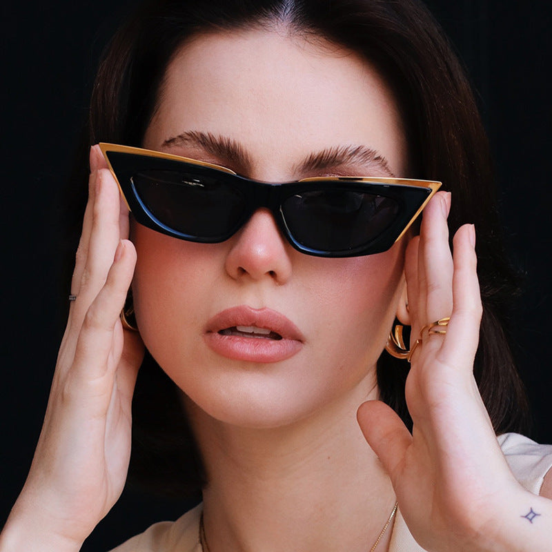 Women extravagant Cat-Eye sunglasses Bowlift
