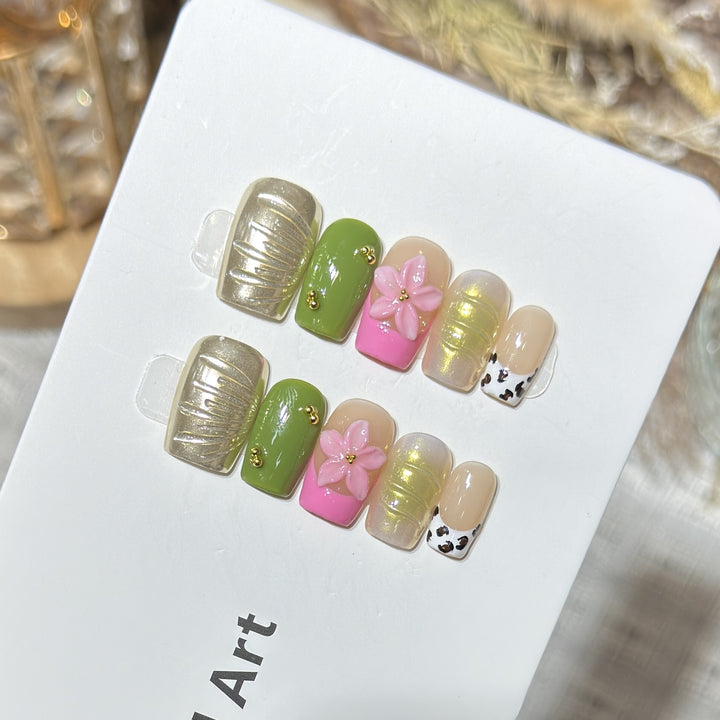 Designer Floral Acrylic Press-On Nail Set Bowlift