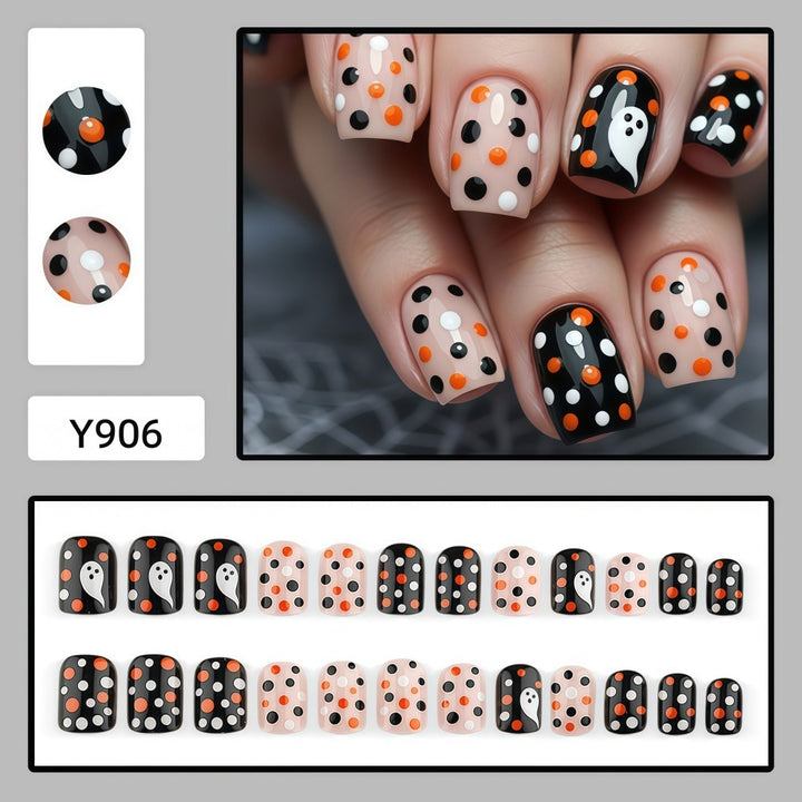 Nail art set with Halloween motif and playful design Bowlift