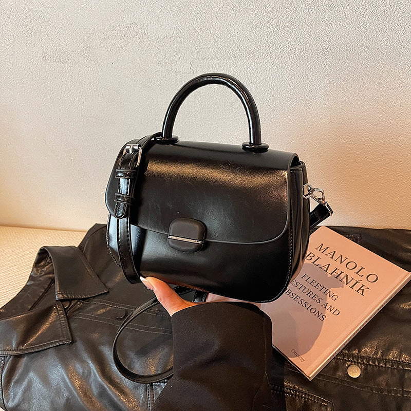 Elegant Structured Crossbody Handbag Bowlift