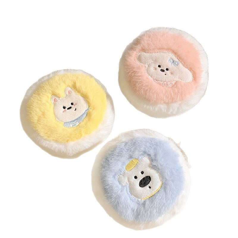 Fluffy animal motif cushion Bowlift