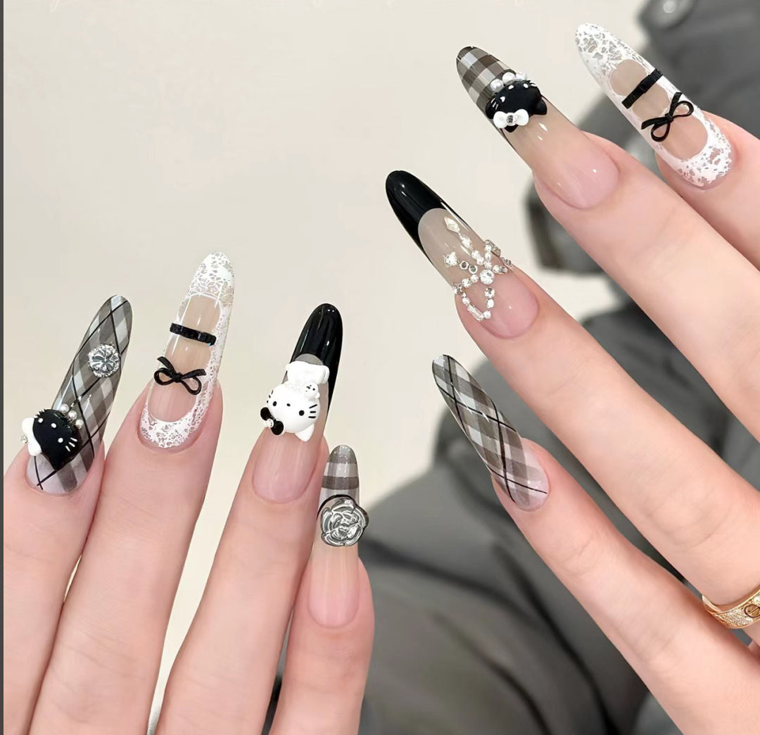 Artistic Floral Press-On Nails