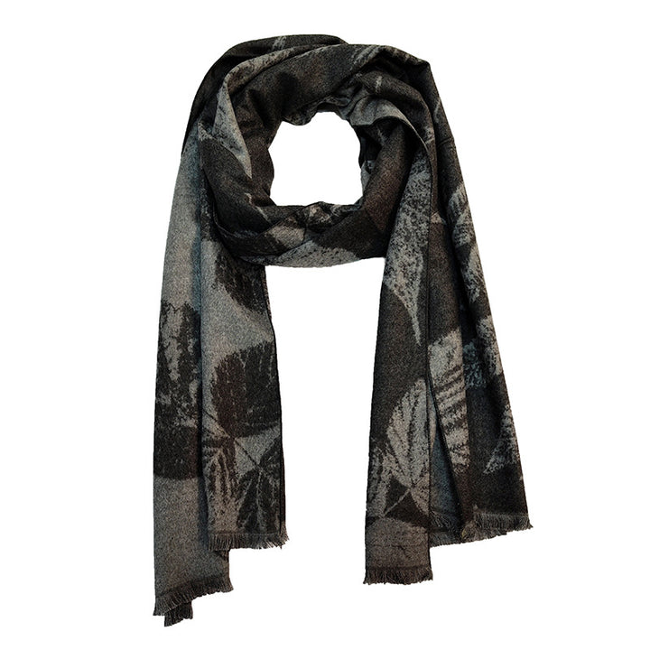 Ladies Elegant and Warm Scarf with Geometric Pattern Bowlift