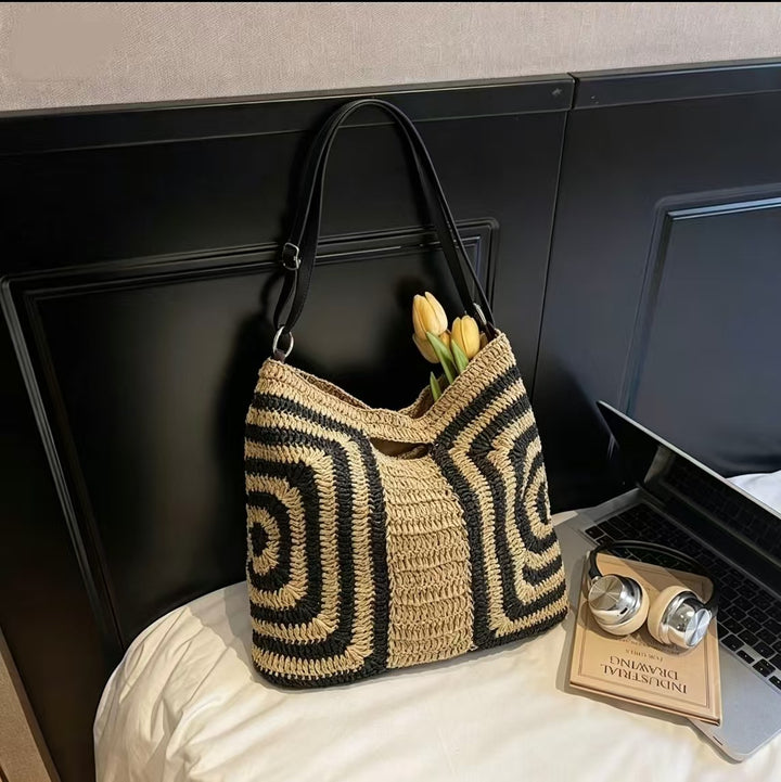Handbag with Modern Geometric Design Bowlift