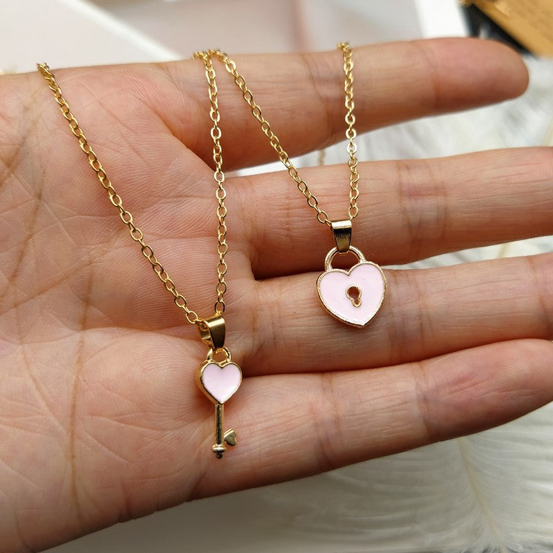 Heart-Shaped Pendant Necklace Set Bowlift