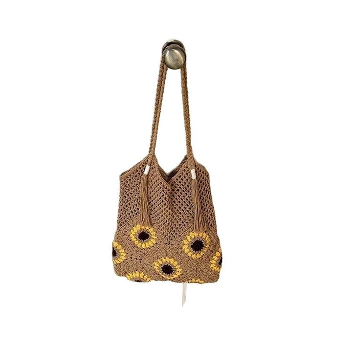 Hand-knotted leisure bag with floral pattern Bowlift