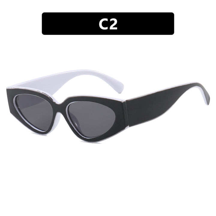Women's Cat-Eye Sunglasses with Extravagant Design and Protective UV Filter Bowlift