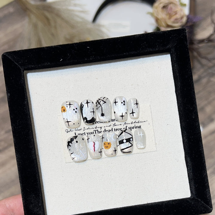 Decorative Floral Stiletto Press-On Nail Set Bowlift