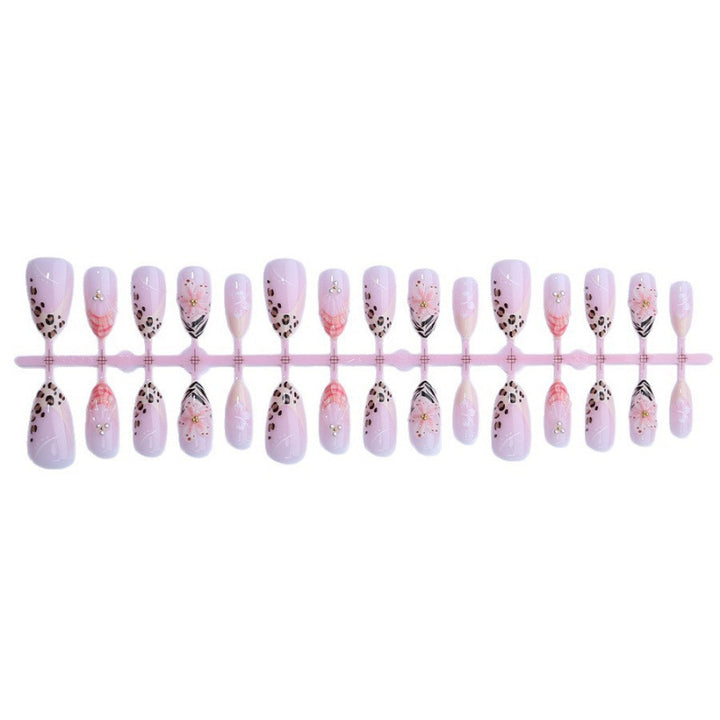 Artificial nail set with floral decorations and elegant patterns Bowlift