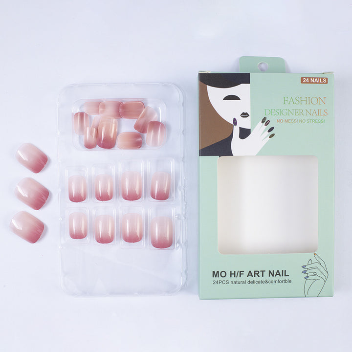 Elegant and high-gloss artificial nails with ombre effect Bowlift