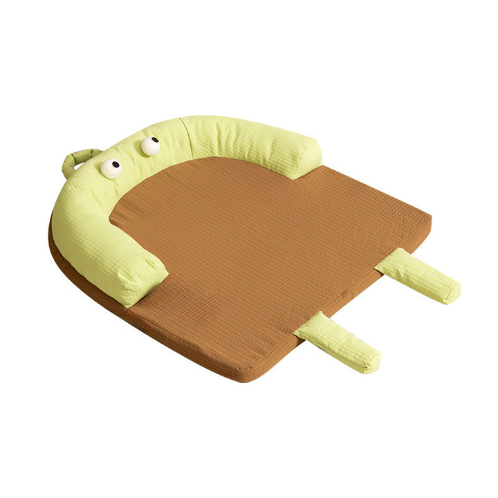 Playful Frog-Shaped Dog Bed