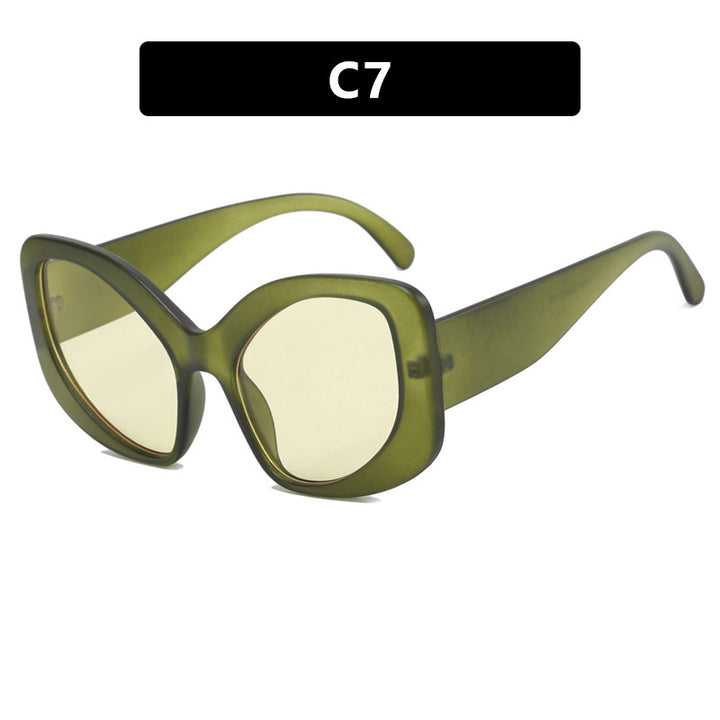 Women's oversized sunglasses in a modern design Bowlift