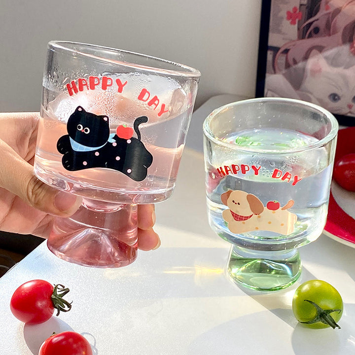 Glass chalice with cheerful cat motif Bowlift
