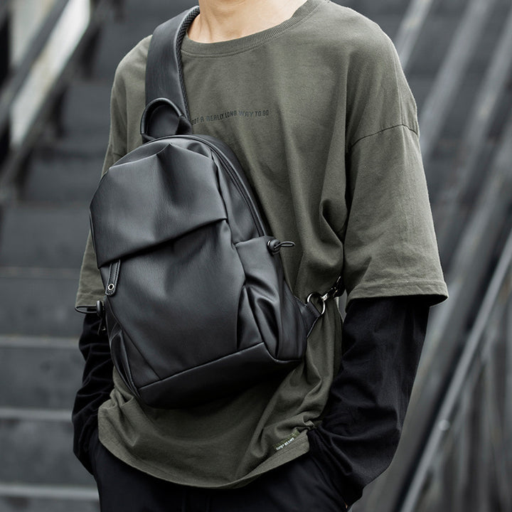 Practical shoulder bag with versatile storage Bowlift