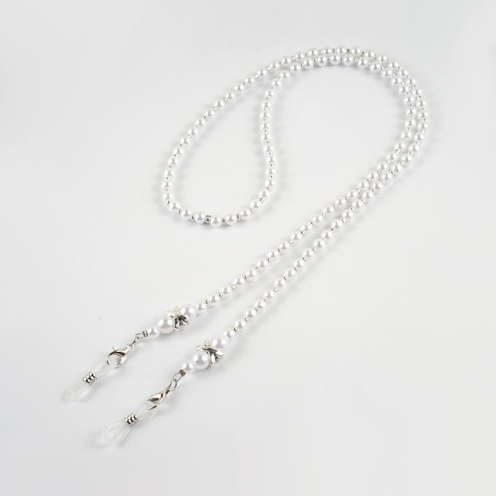Elegant Beaded Eyewear Chain Bowlift
