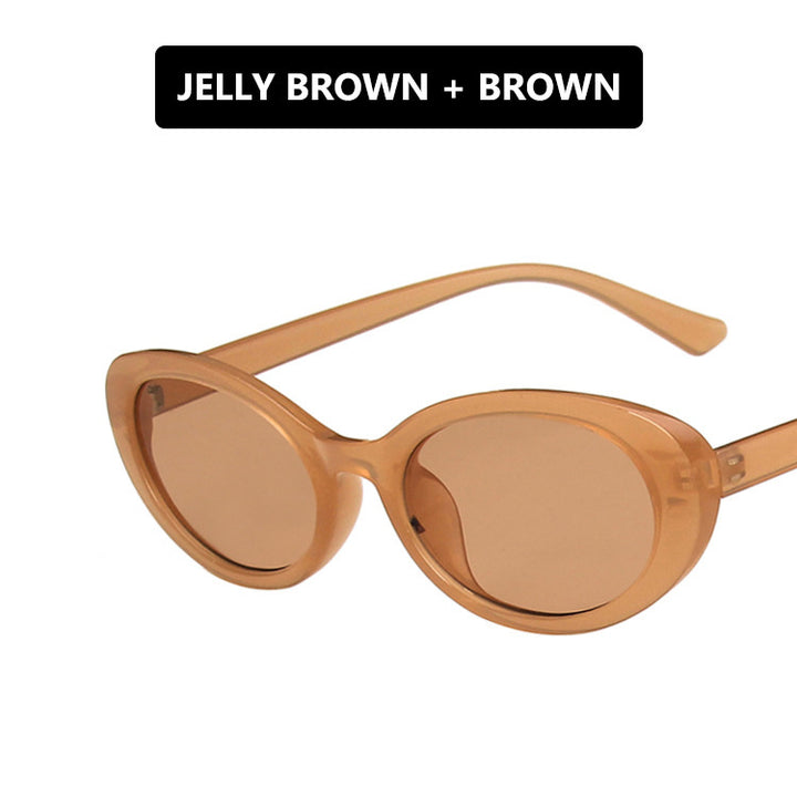 Ladies Cat-Eye Sunglasses with Transparent Frame and Gradient Lenses Bowlift