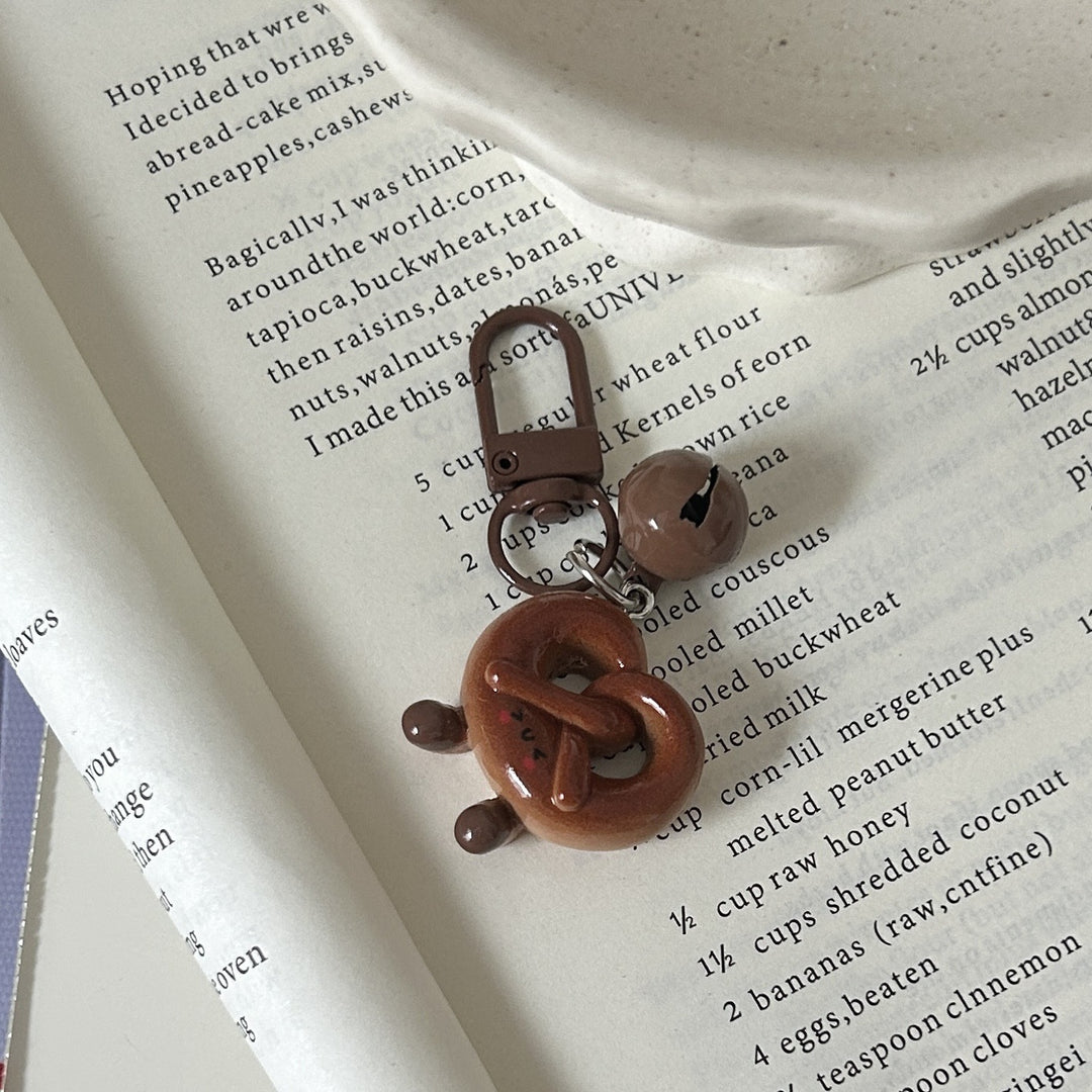 Pendant with donut design Bowlift