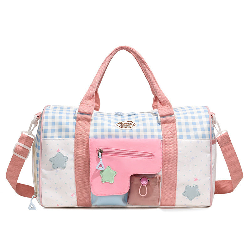 Playful sports and travel bag with fine applications Bowlift