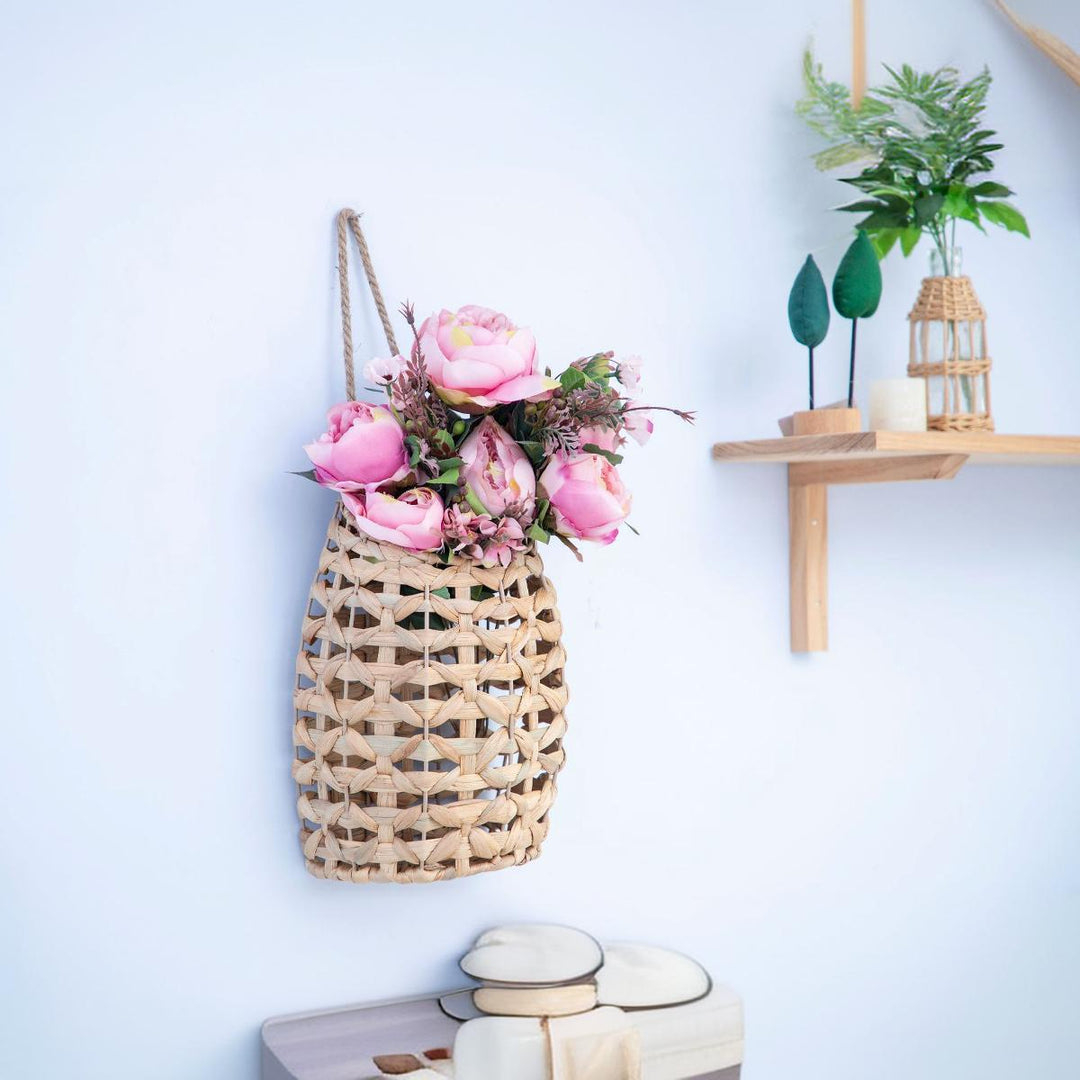 Floating Round Wall Shelf Bowlift