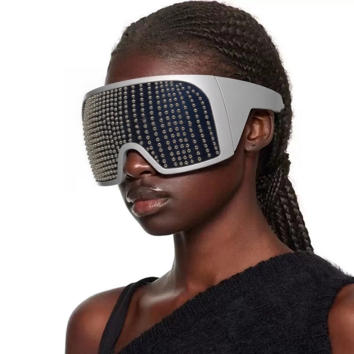 Ladies fashionable ski goggles with rhinestone-encrusted frame Bowlift