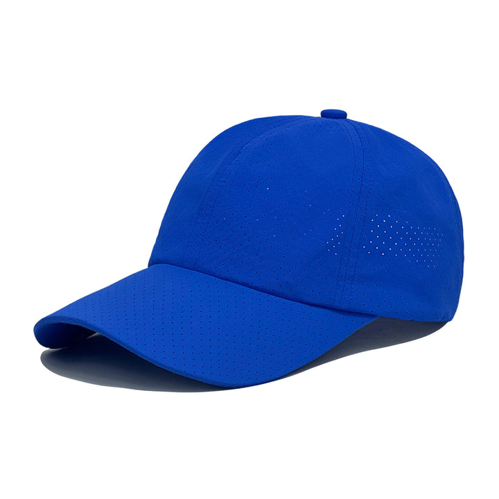 Women's sports cap with breathable upper material Bowlift