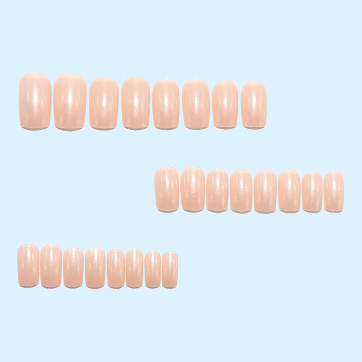 Artificial nails in elegant French design Bowlift