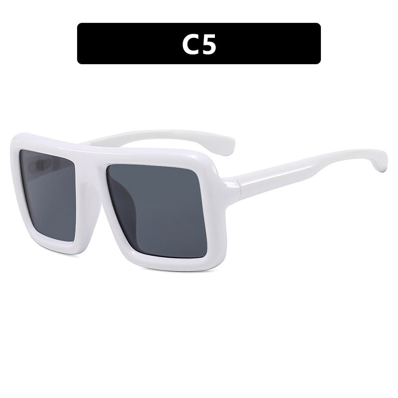 Women's fashionable sunglasses in trendy oversized design Bowlift