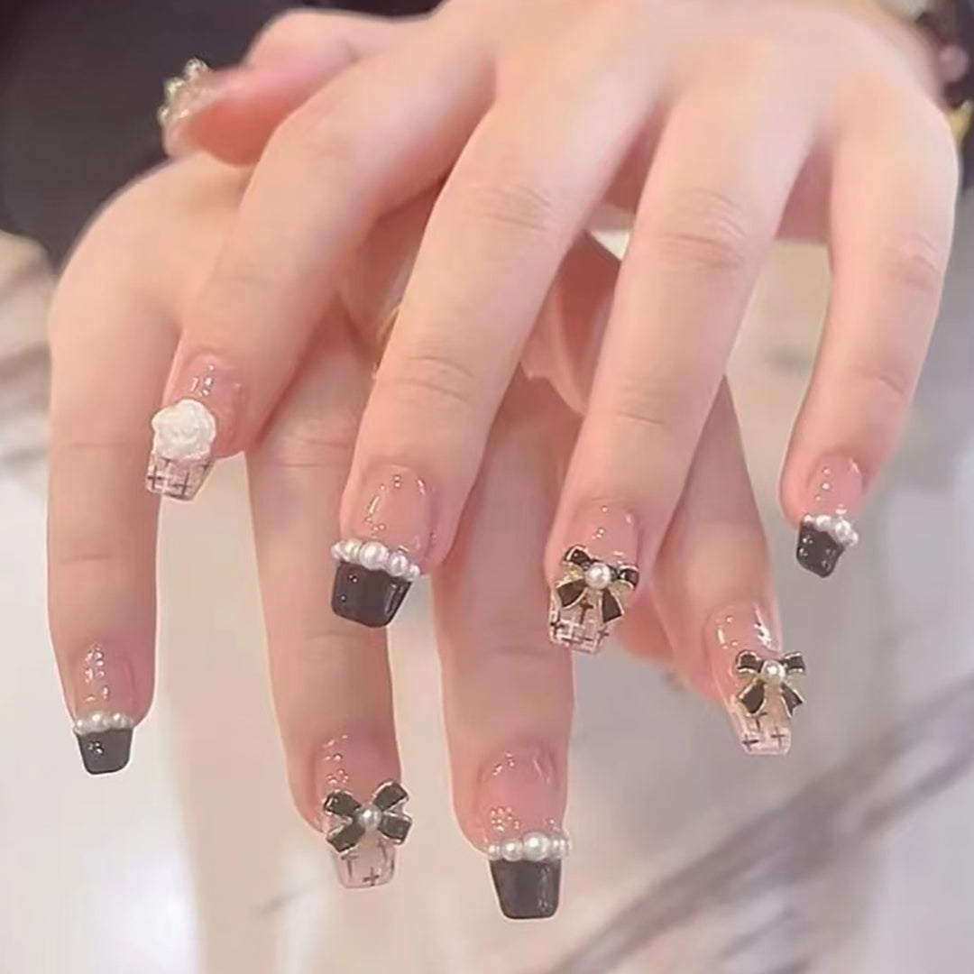 Decorative Press-On Nail Set with Elegant Bow Accents Bowlift