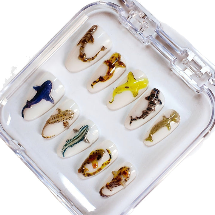 Artistic Shark-Themed Press-On Nail Art Bowlift