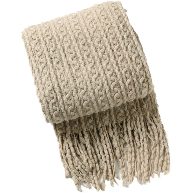 Cozy Knitted Scarf Bowlift