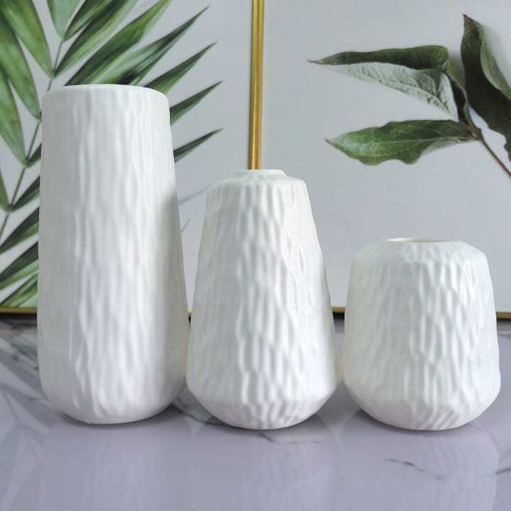 Textured Ceramic Vase Bowlift