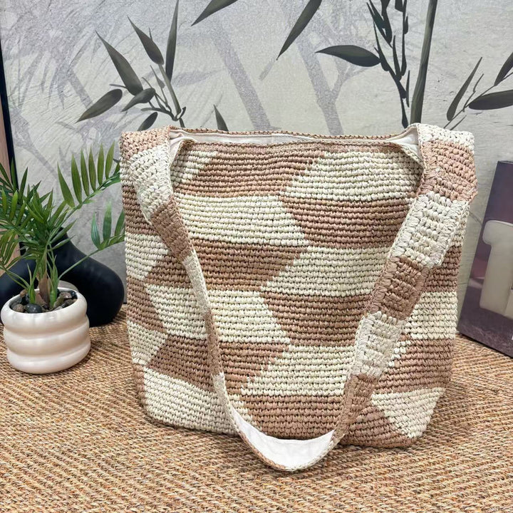 Practical Hobo Bag with Geometric Pattern Bowlift